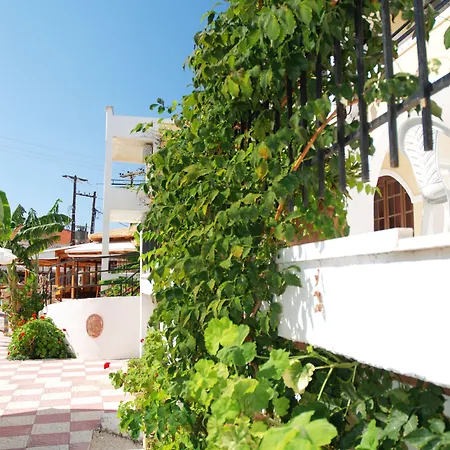 Hotel Vanessa Kalamákion