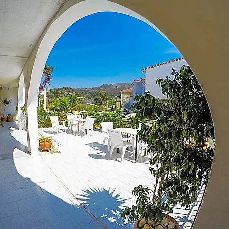 Vanessa Kalamaki (Zakynthos)