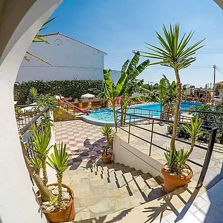 Vanessa Hotel 2*
