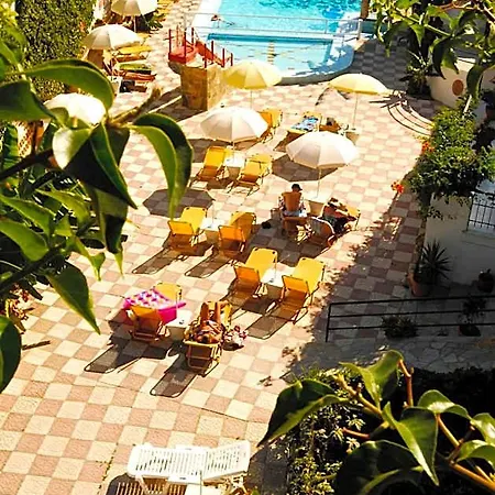 Hotel Vanessa Kalamákion