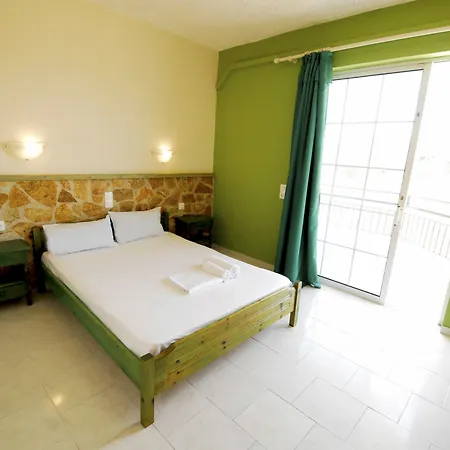 Vanessa Hotel 2*
